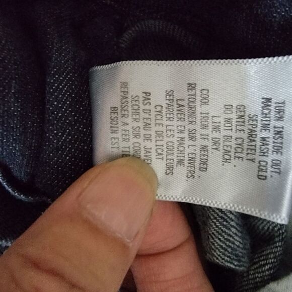 Guess Y2K Straight Leg Jeans with Bling on the Pockets. Size 30. - Picture 7 of 7